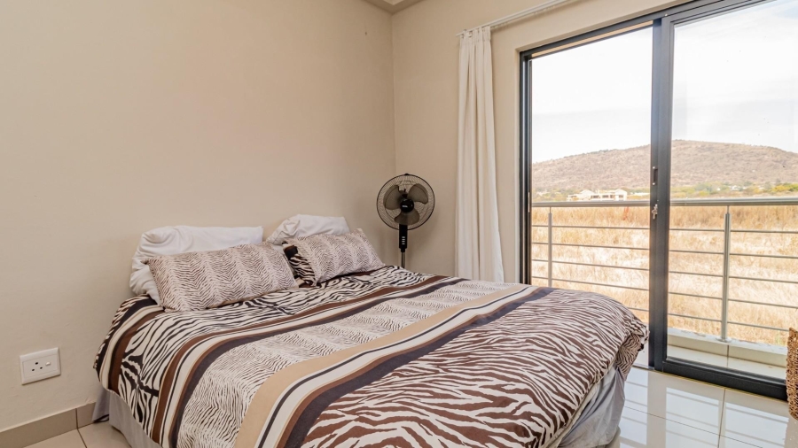 2 Bedroom Property for Sale in Redstone Private Country Estate North West